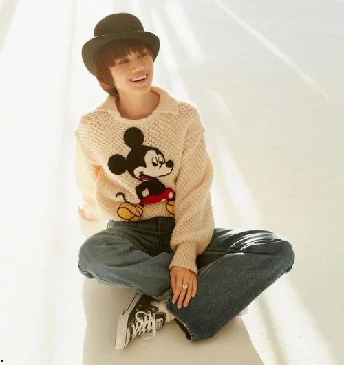 明星穿米老鼠,明星们的迪士尼时尚之旅